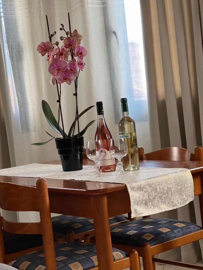 Antonis Kavros Appartment In The Center Of Chania 하니아 외부 사진